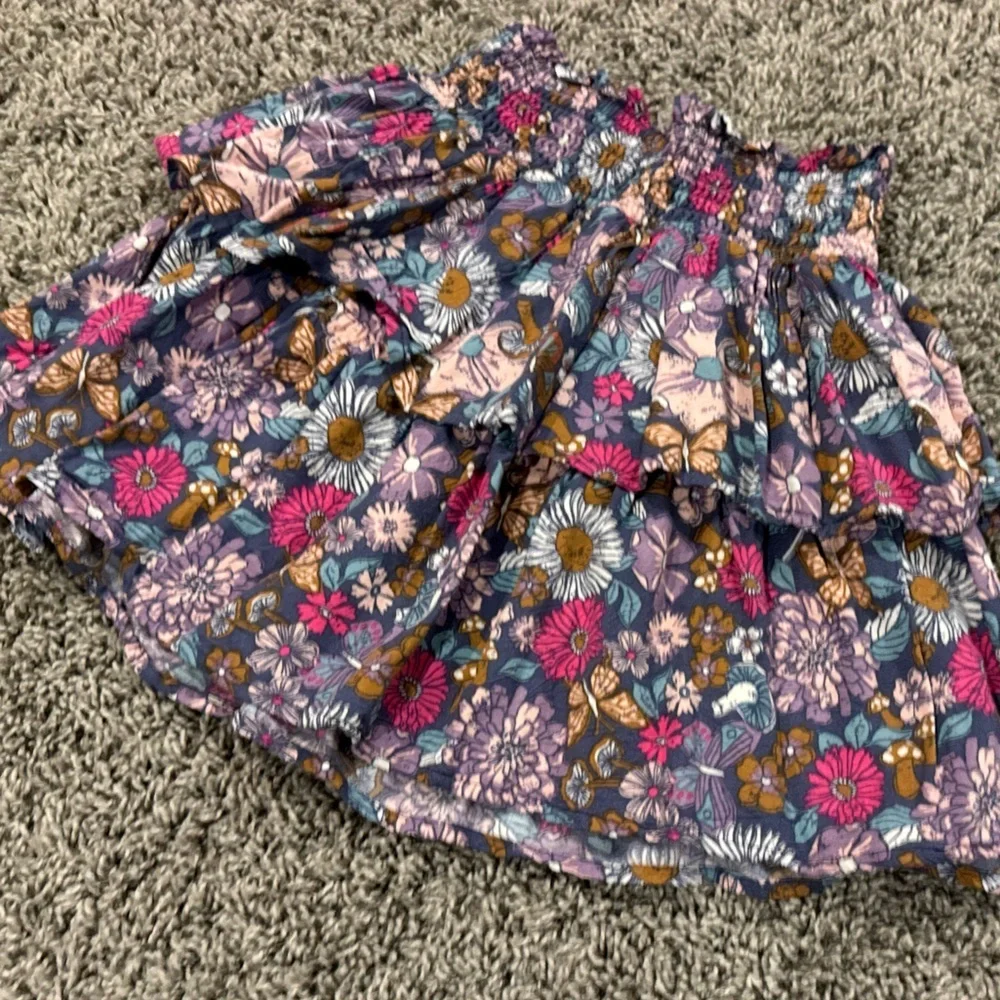 Girls OshKosh B'gosh Floral tiered Skirt with Purple and Pink Accents, size 8